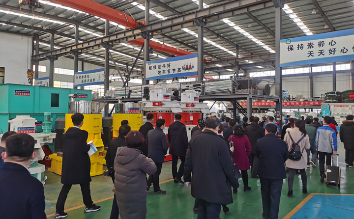 山東(dong) 星空体育彩票官网不斷提升企業(ye) 創新力、發展力、影響力，為(wei) 我區全麵建設現代化濟東(dong) 強區再立新功.jpg