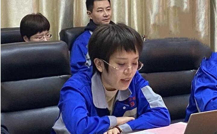 營銷中心主任李昌鳳從(cong) 2024年重點工作介紹為(wei) 始，分別從(cong) 研發、營銷、售後及宣傳(chuan) 等方麵，詳盡介紹了2024年的發展規劃.jpg