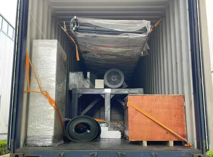 中國製造撕碎機發往巴基斯坦.jpg